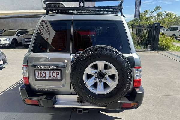 2004 Nissan Patrol ST GU III