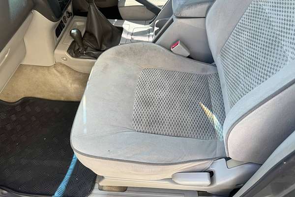 2004 Nissan Patrol ST GU III