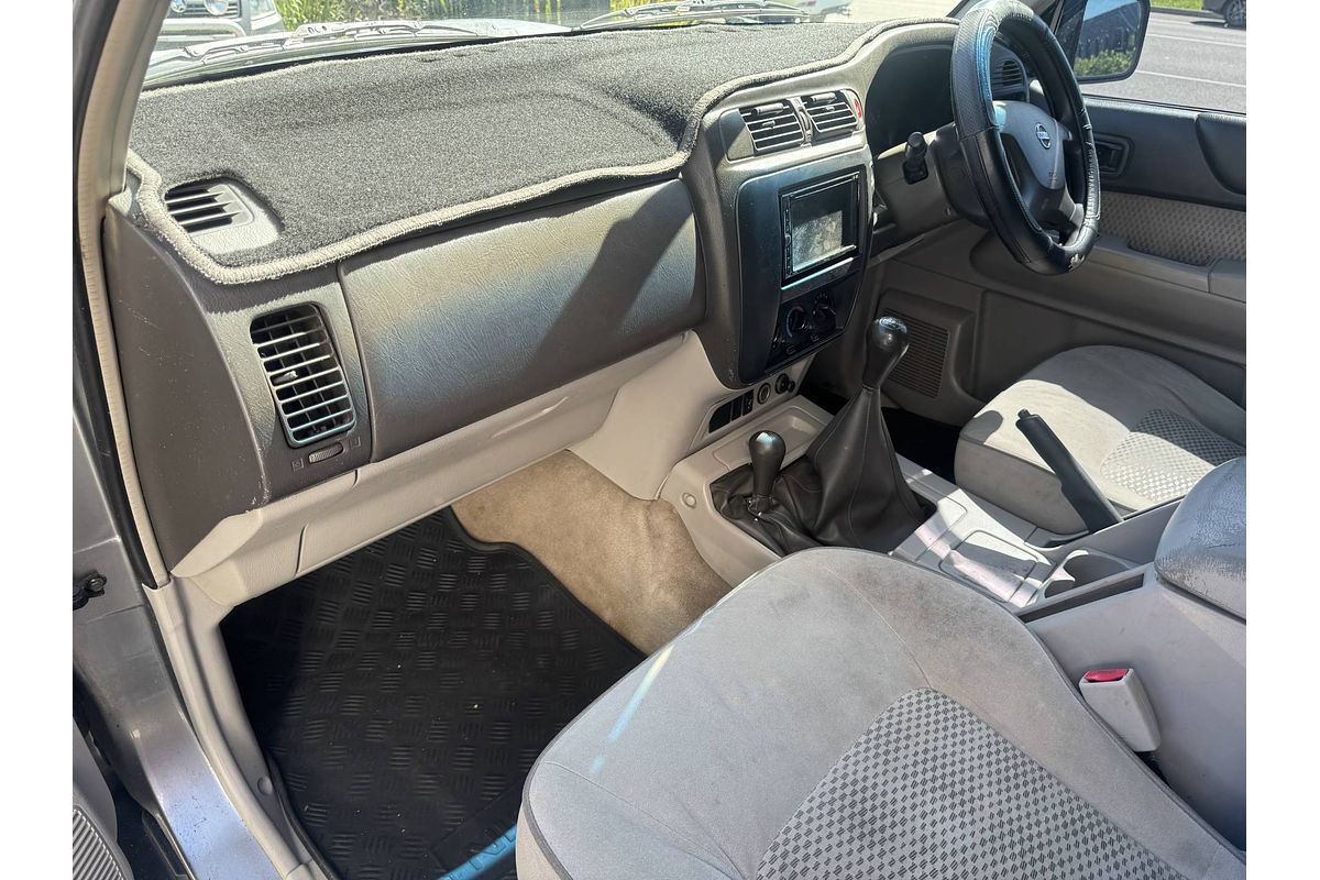 2004 Nissan Patrol ST GU III