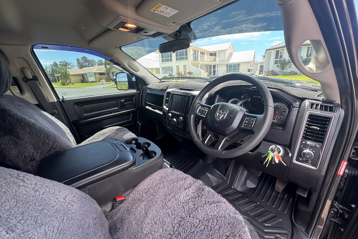 2022 RAM 1500 Express DS 4X4 SWB