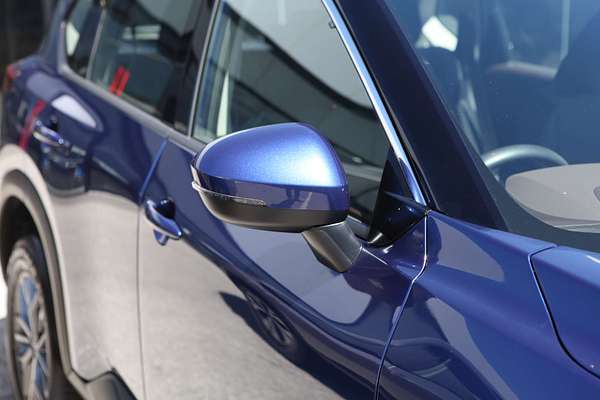 2025 Nissan X-TRAIL ST T33