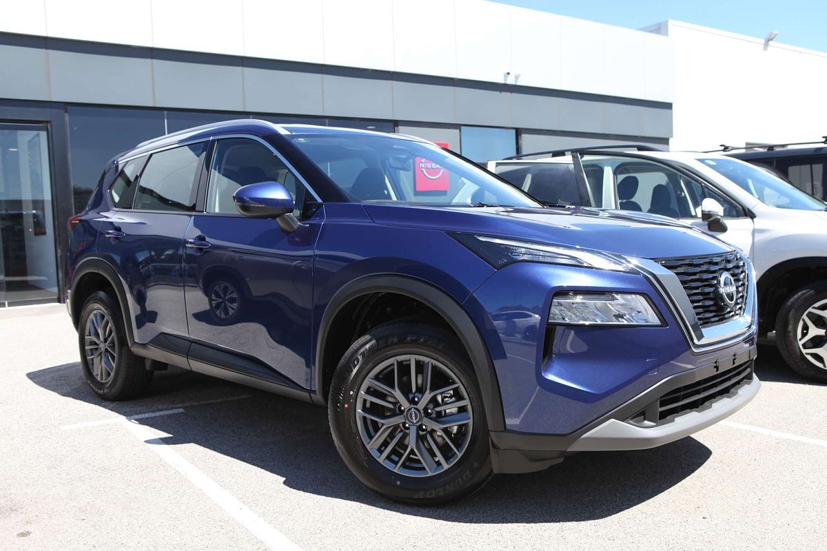 2025 Nissan X-TRAIL ST T33