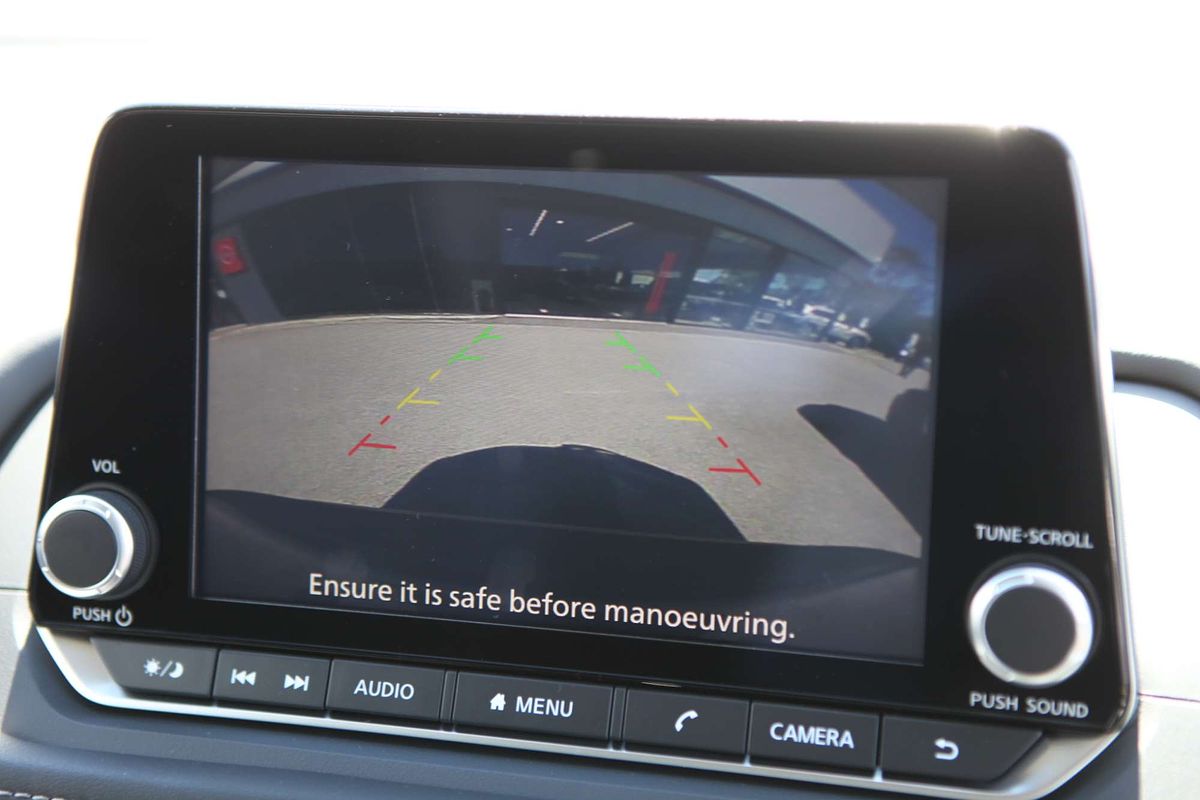 2025 Nissan X-TRAIL ST T33