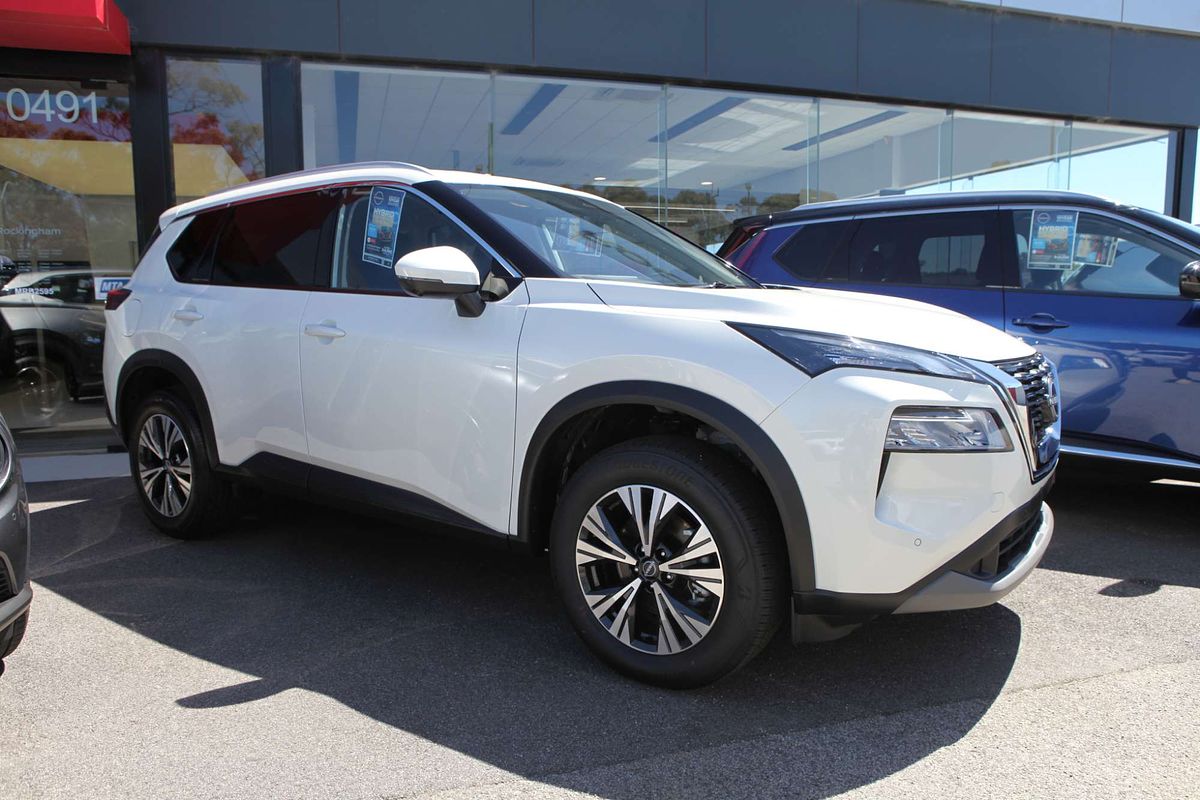 2025 Nissan X-TRAIL ST-L T33