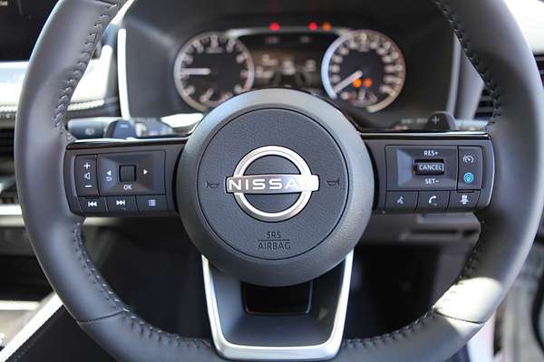 2025 Nissan X-TRAIL ST-L T33