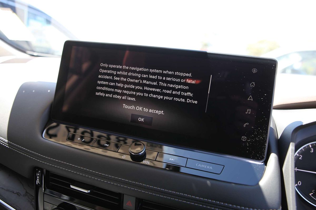 2025 Nissan X-TRAIL ST-L T33