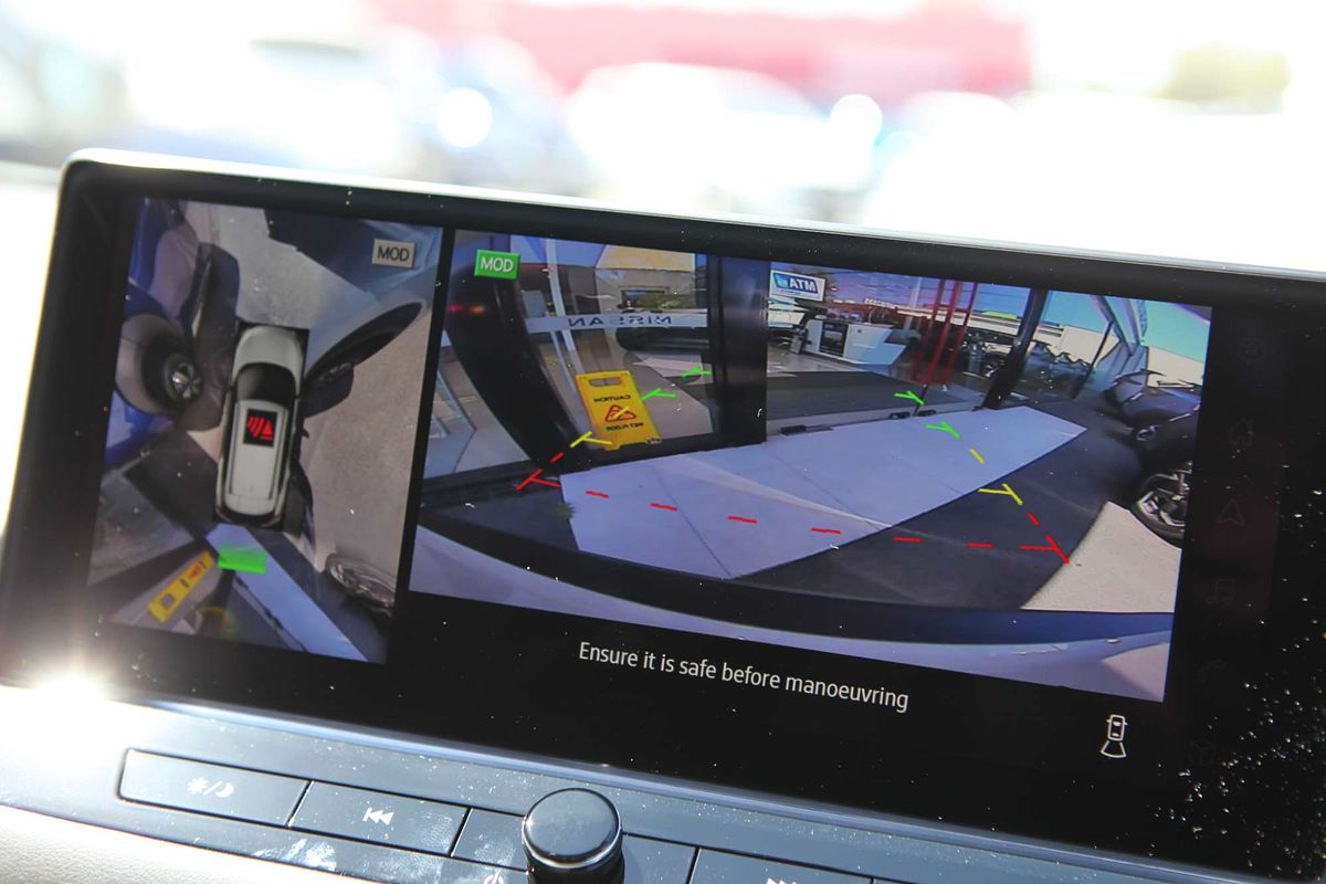 2025 Nissan X-TRAIL ST-L T33