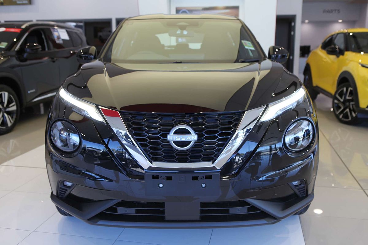 2025 Nissan JUKE ST+ F16
