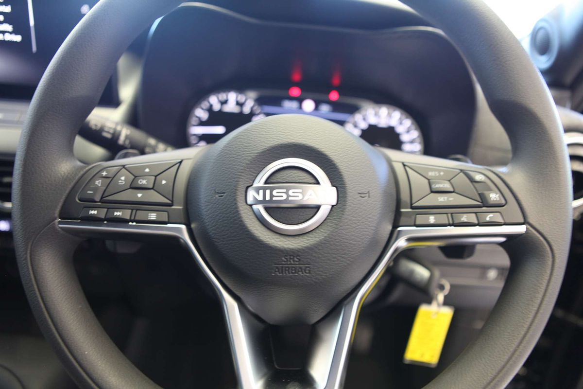 2025 Nissan JUKE ST+ F16