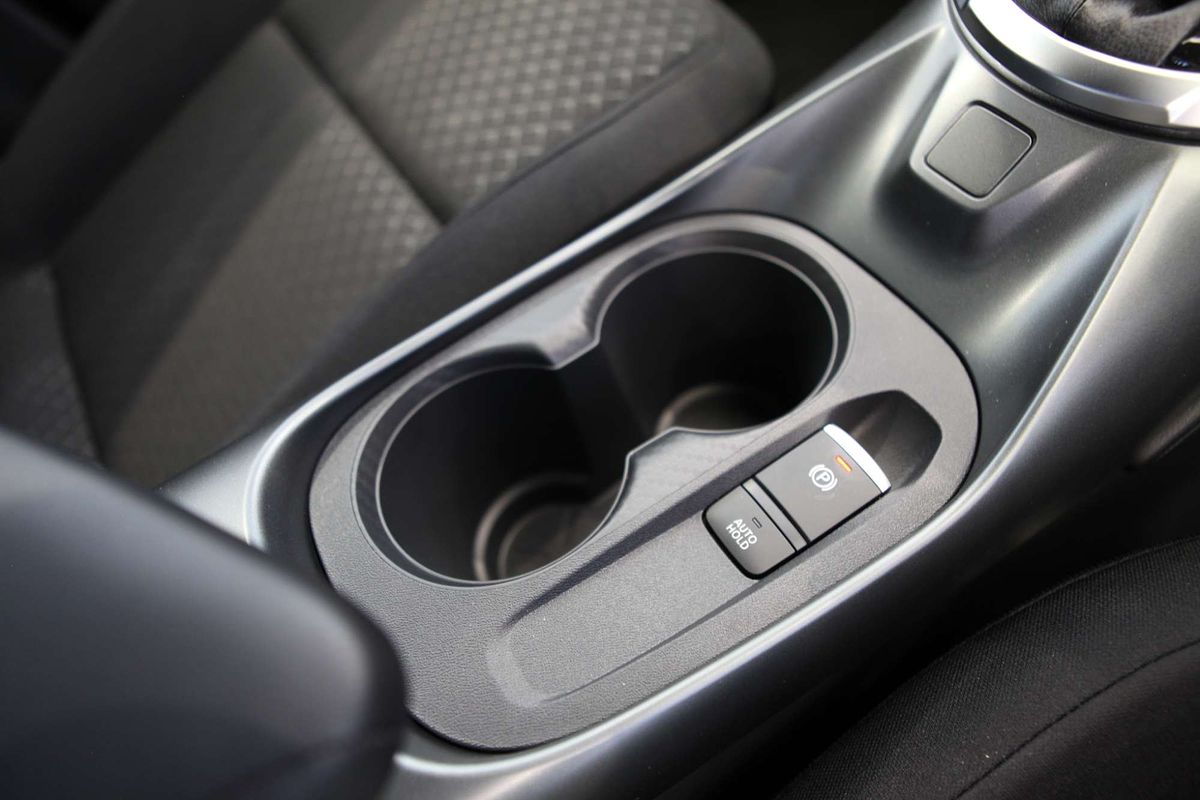 2025 Nissan JUKE ST+ F16