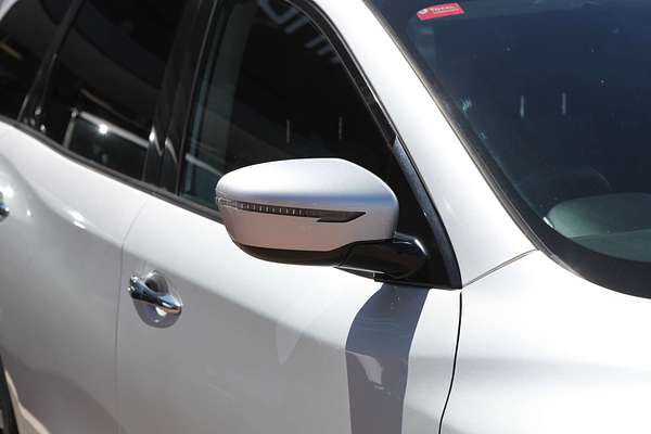 2017 Nissan Pathfinder ST R52 Series II