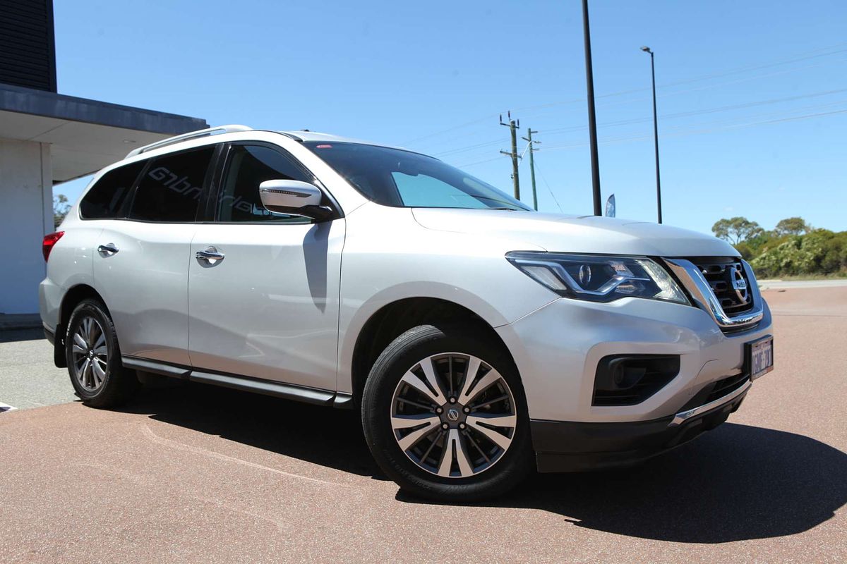 2017 Nissan Pathfinder ST R52 Series II