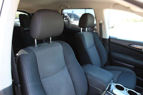 2017 Nissan Pathfinder ST R52 Series II