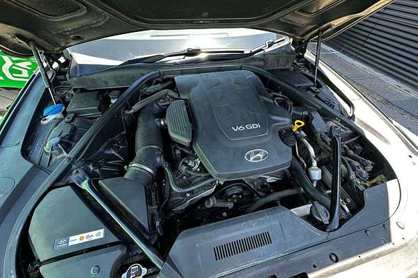 2016 Hyundai Genesis  DH