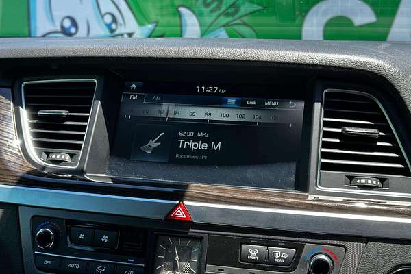 2016 Hyundai Genesis  DH