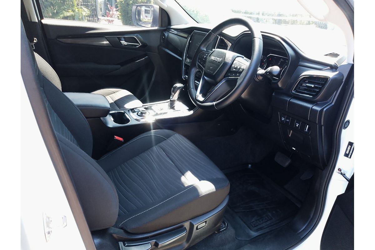 2024 Isuzu MU-X LS-U