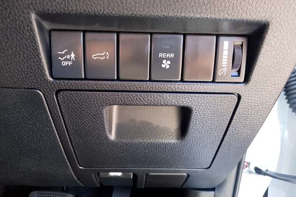 2024 Isuzu MU-X LS-U