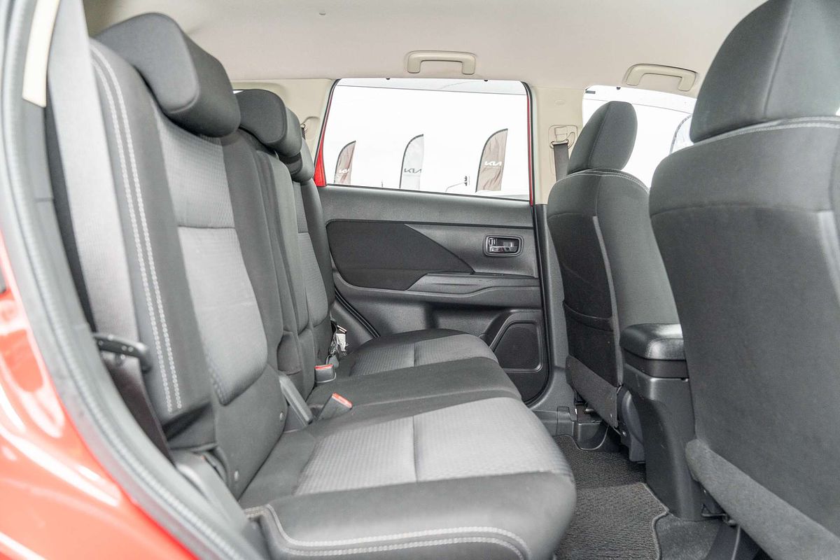 2018 Mitsubishi Outlander LS ZL