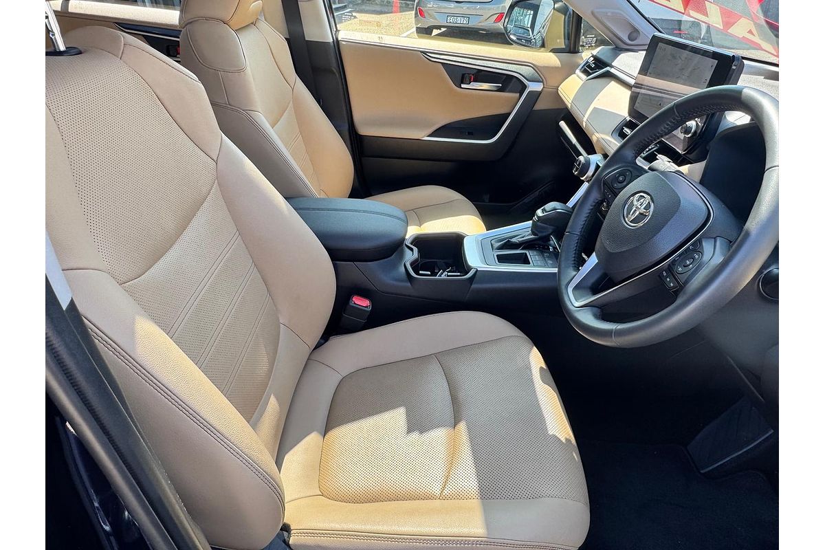 2024 Toyota RAV4 Cruiser MXAA52R