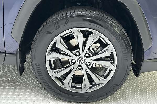 2024 Toyota RAV4 GXL AXAH52R