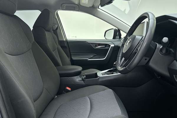 2024 Toyota RAV4 GXL AXAH52R