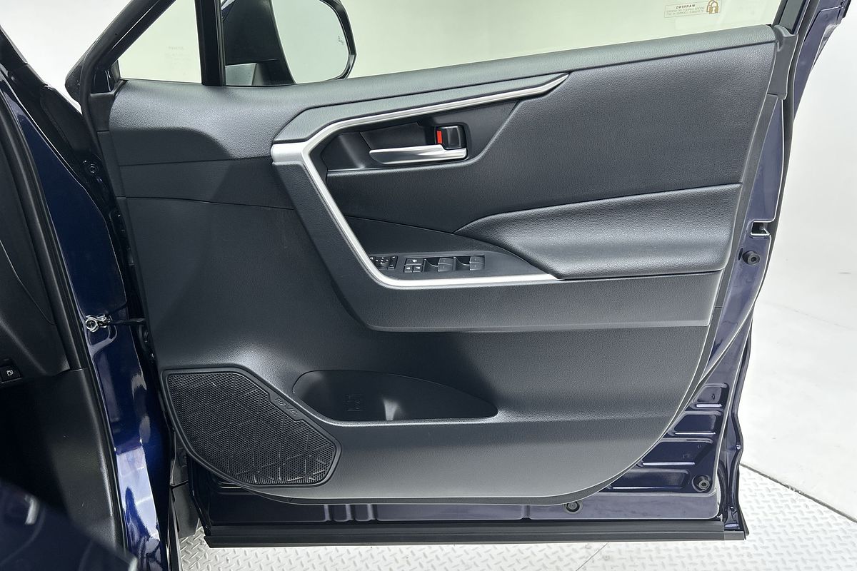 2024 Toyota RAV4 GXL AXAH52R