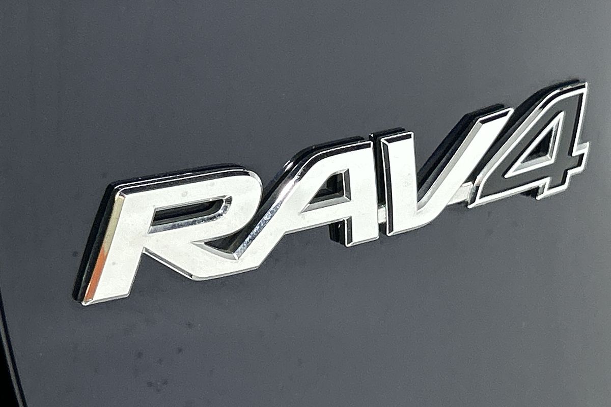 2024 Toyota RAV4 GXL AXAH52R