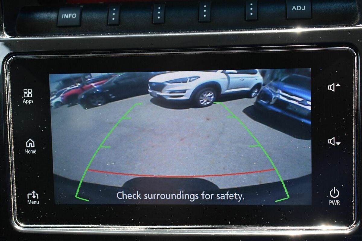 2017 Mitsubishi Pajero GLX NX