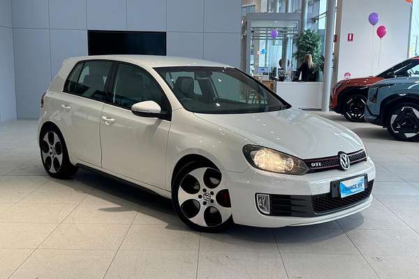 2013 Volkswagen Golf GTI 7