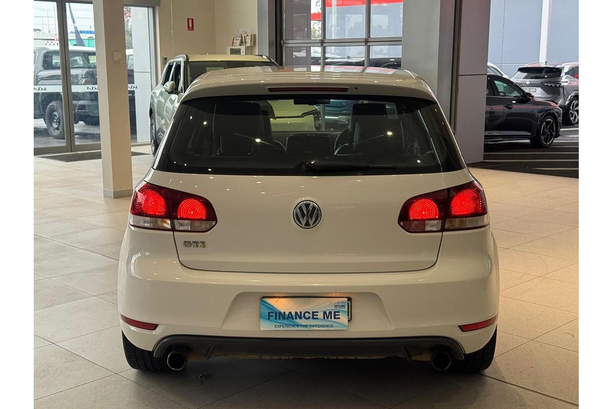 2013 Volkswagen Golf GTI 7