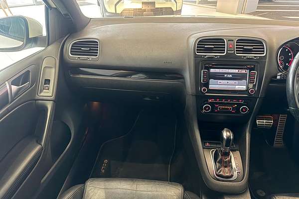 2013 Volkswagen Golf GTI 7