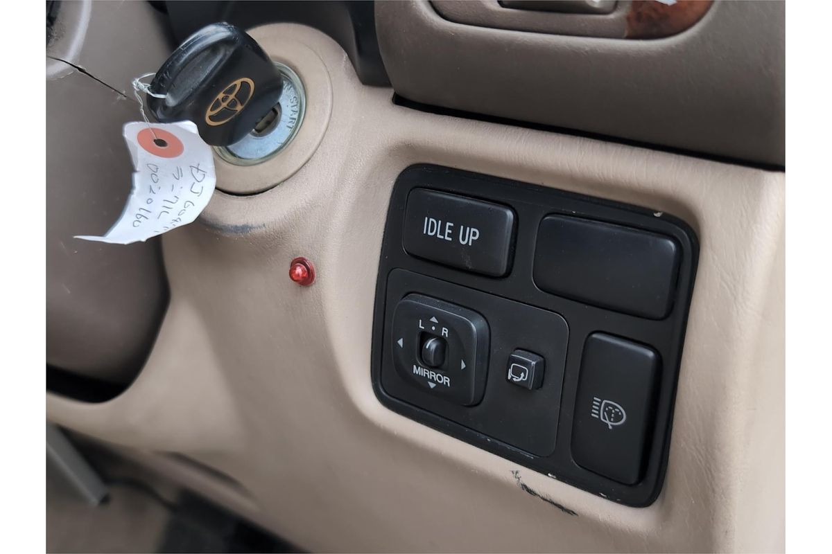 2000 Toyota Landcruiser VX Limited G Selection 4WD HDJ101