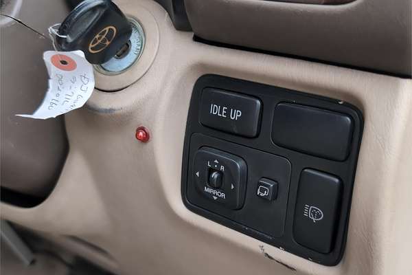 2000 Toyota Landcruiser VX Limited G Selection 4WD HDJ101