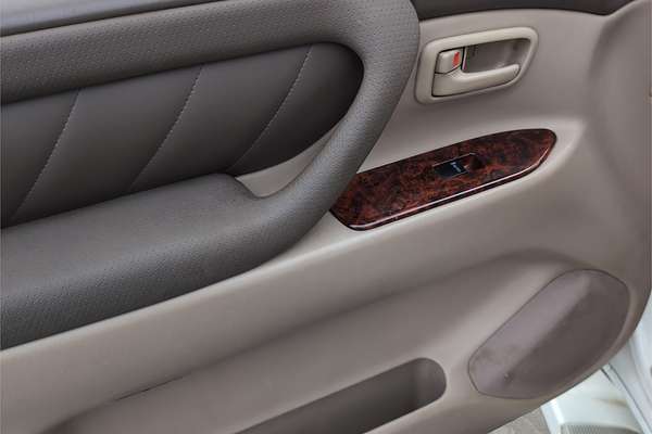 2000 Toyota Landcruiser VX Limited G Selection 4WD HDJ101