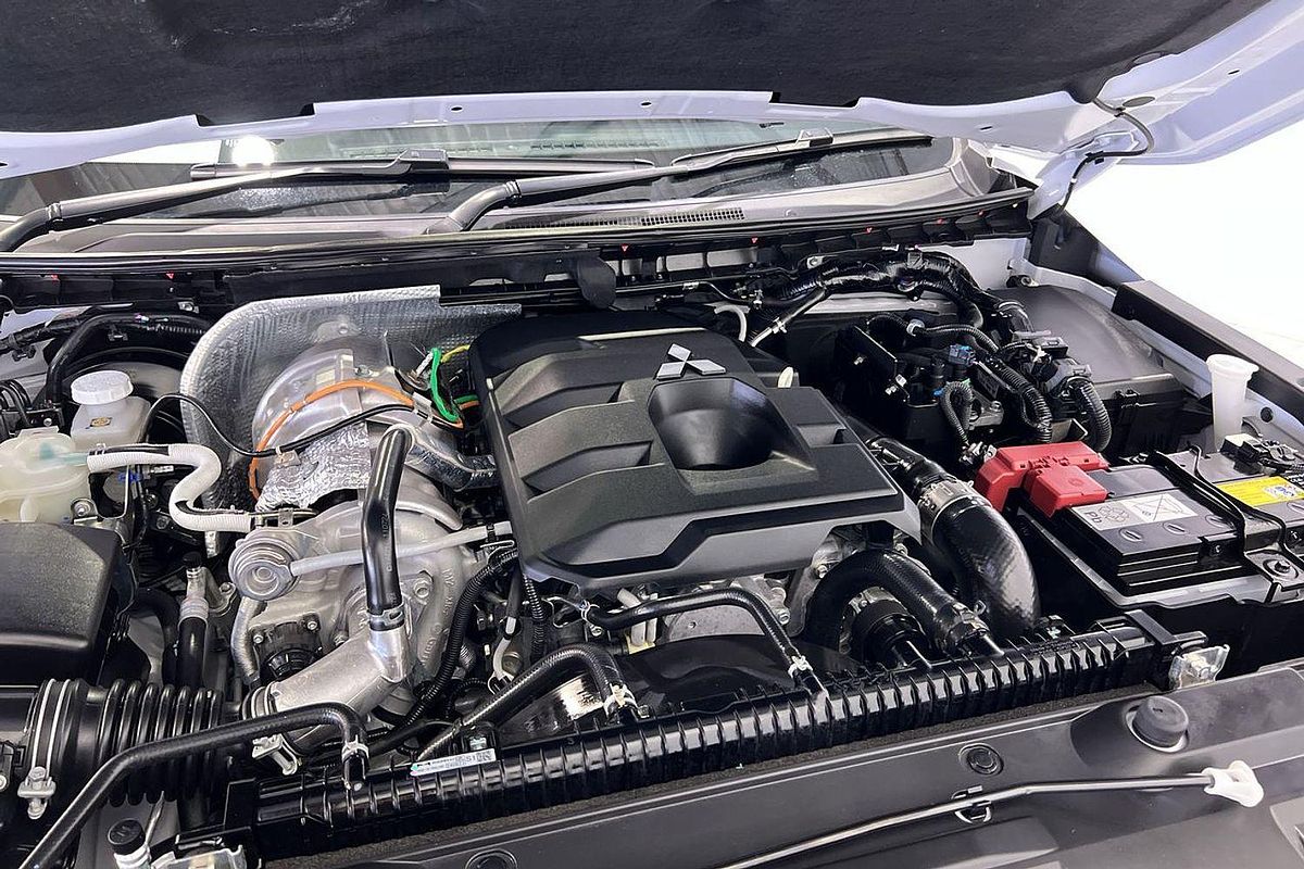 2024 Mitsubishi Triton GSR MV 4X4