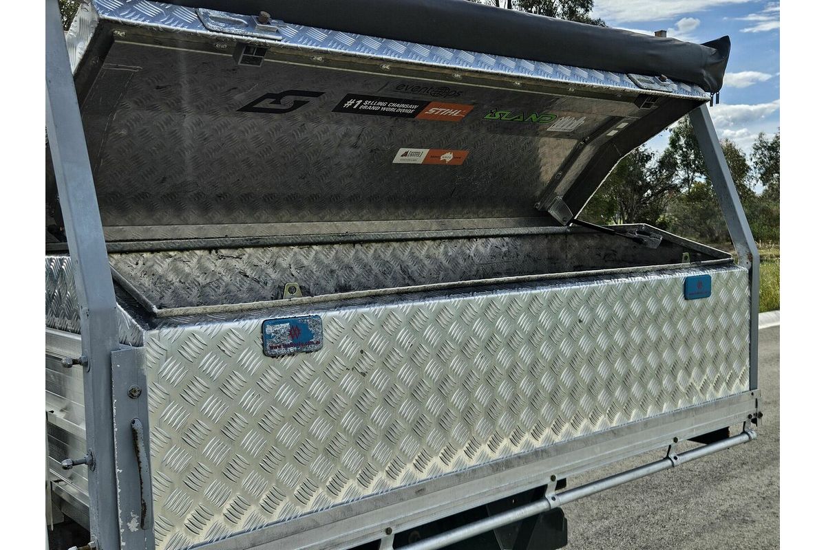 2012 Nissan Navara ST-R D22 4X4