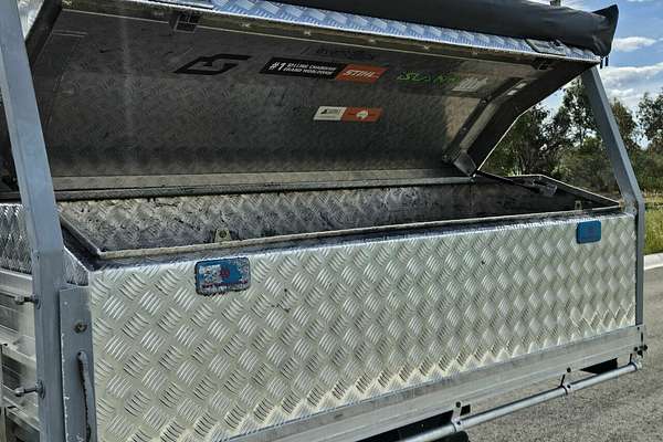 2012 Nissan Navara ST-R D22 4X4