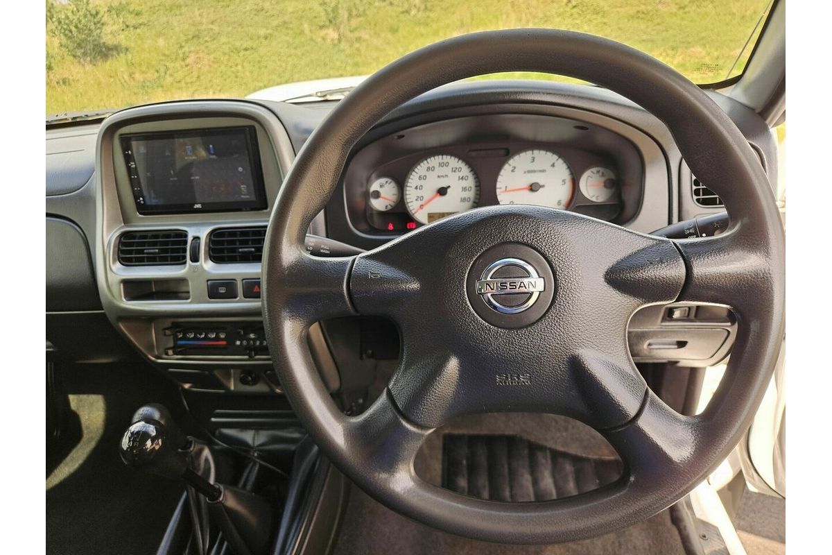 2012 Nissan Navara ST-R D22 4X4