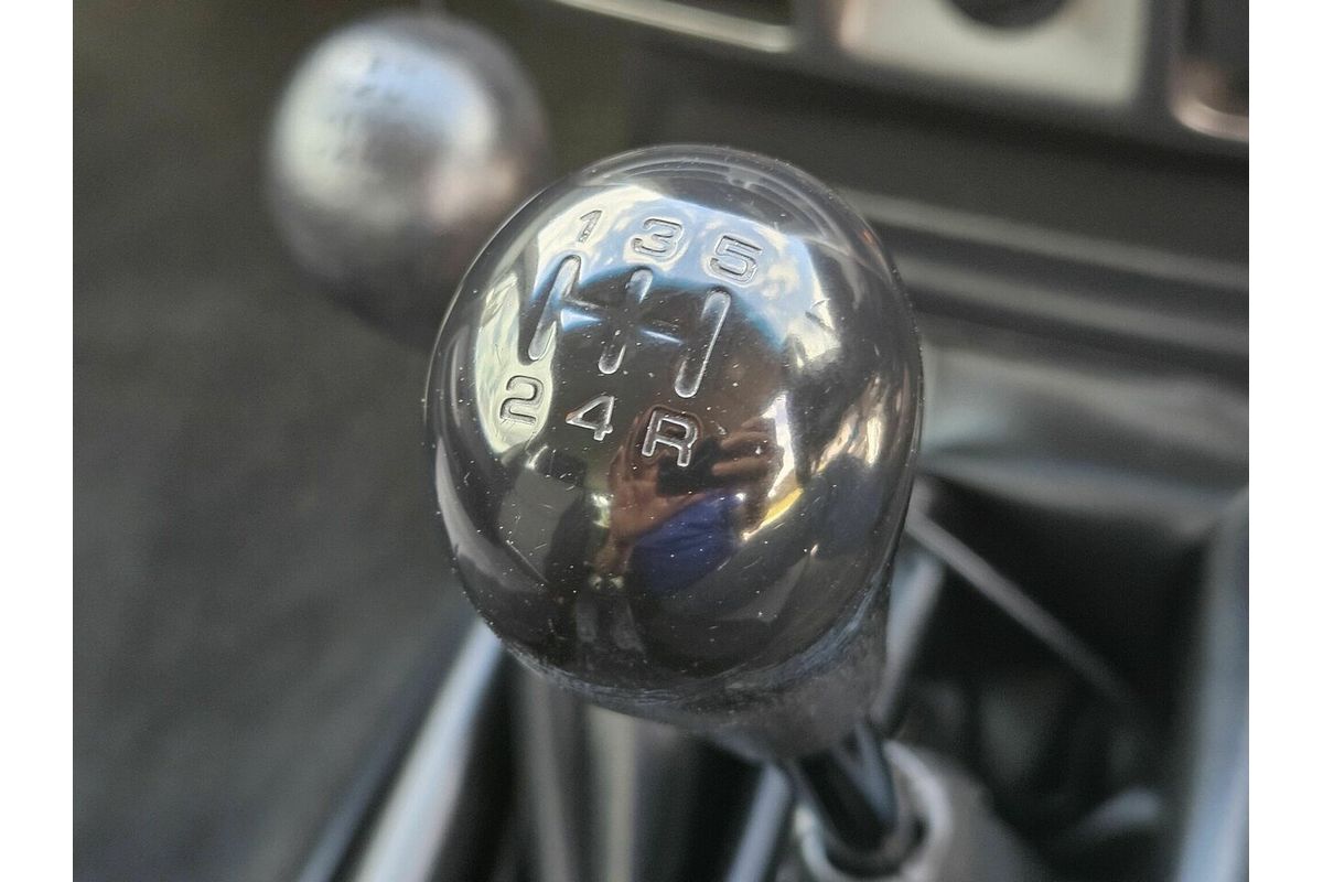 2012 Nissan Navara ST-R D22 4X4