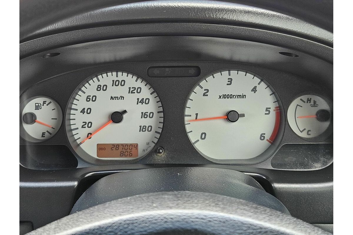 2012 Nissan Navara ST-R D22 4X4