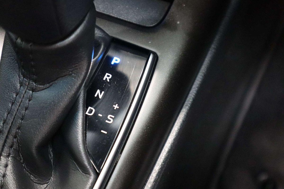 2022 Toyota Camry Ascent AXVH70R