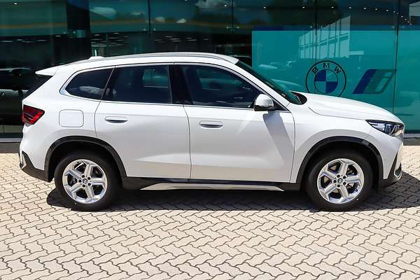 2025 BMW X1 sDrive18i U11