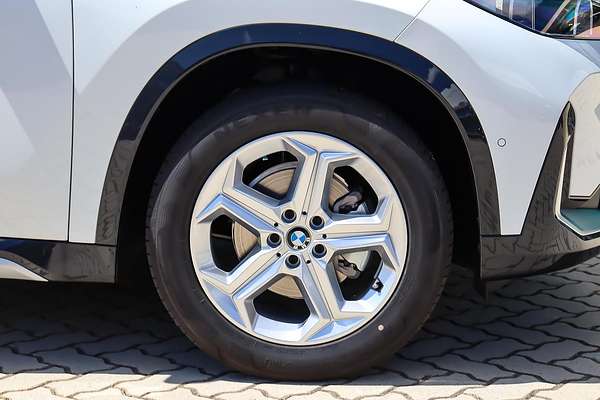 2025 BMW X1 sDrive18i U11