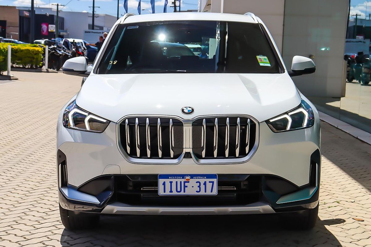 2025 BMW X1 sDrive18i U11