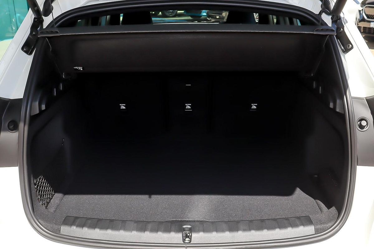 2025 BMW X1 sDrive18i U11