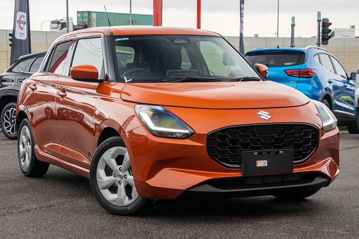 2024 Suzuki Swift Hybrid Plus UZ