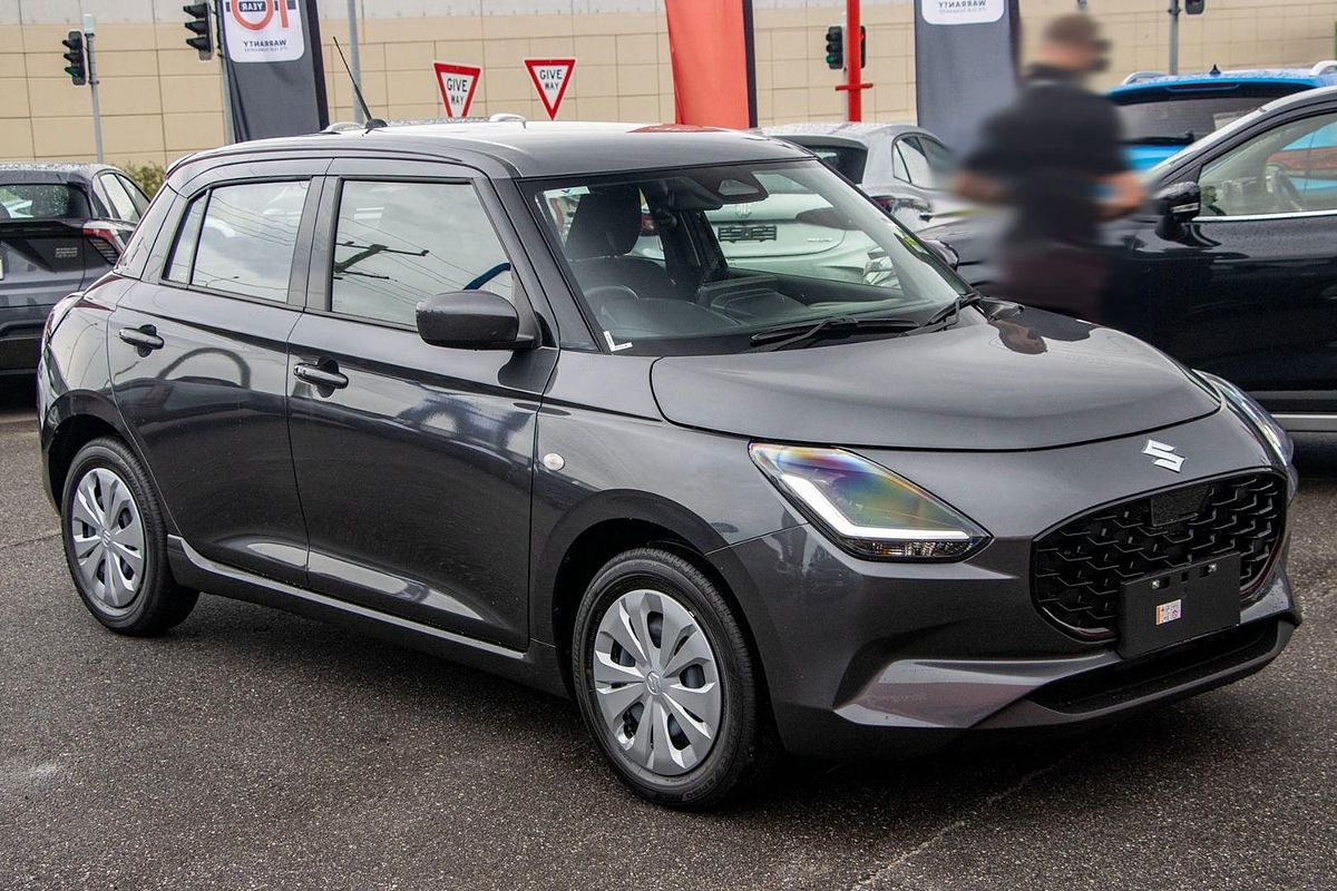 2025 Suzuki Swift Hybrid UZ