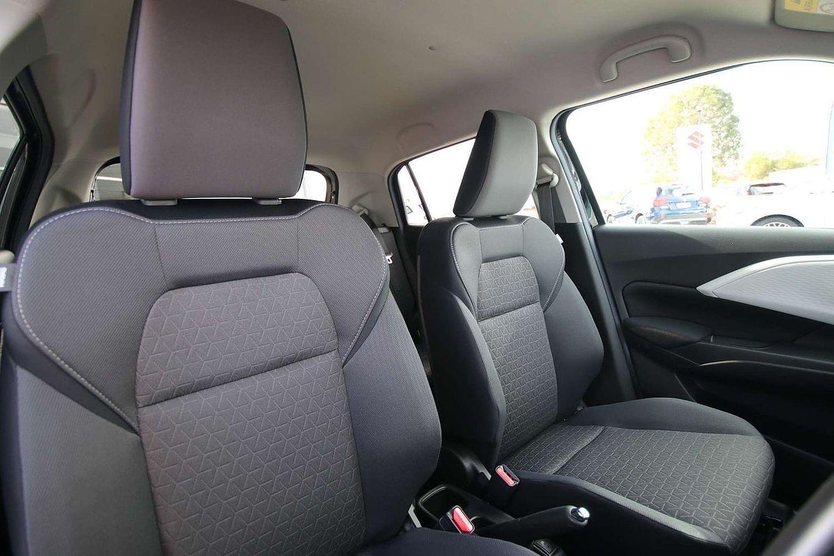 2024 Suzuki Swift Hybrid Plus UZ