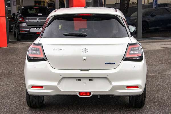 2025 Suzuki Swift Hybrid GLX UZ