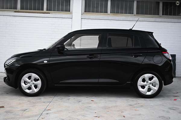 2024 Suzuki Swift Hybrid Plus UZ